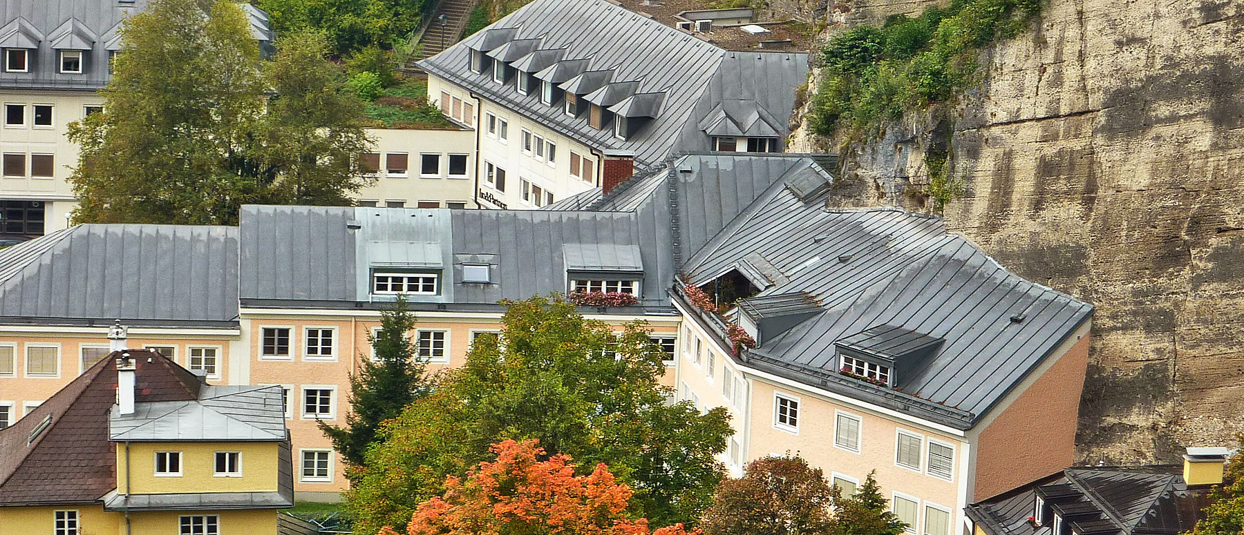 Blick auf Salzburgs Blechdächer